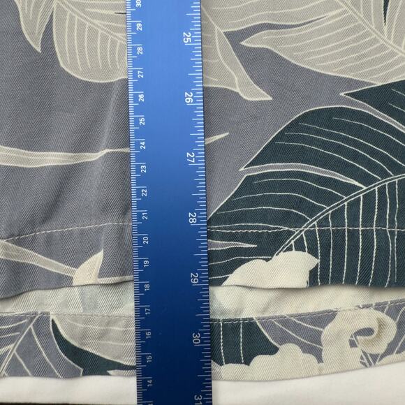 Tommy Bahama Men's XL 100% Silk Neutral Hawaiian SS Button Down Shirt Tropical - Picture 6 of 7
